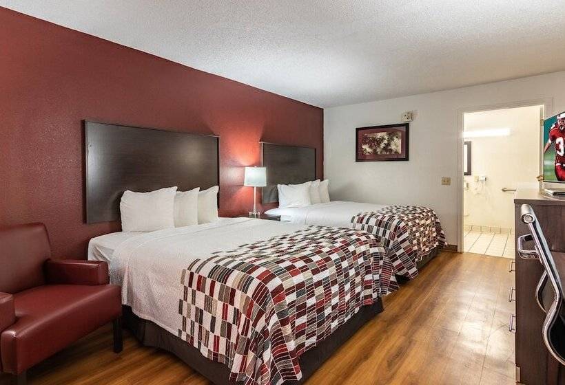 디럭스 룸, Red Roof Inn Forsyth