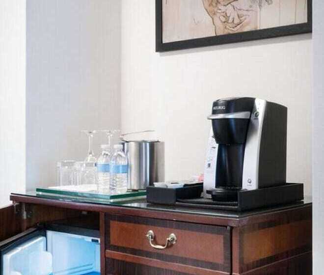 سوییت اجرایی, The Logan Philadelphia Curio Collection By Hilton