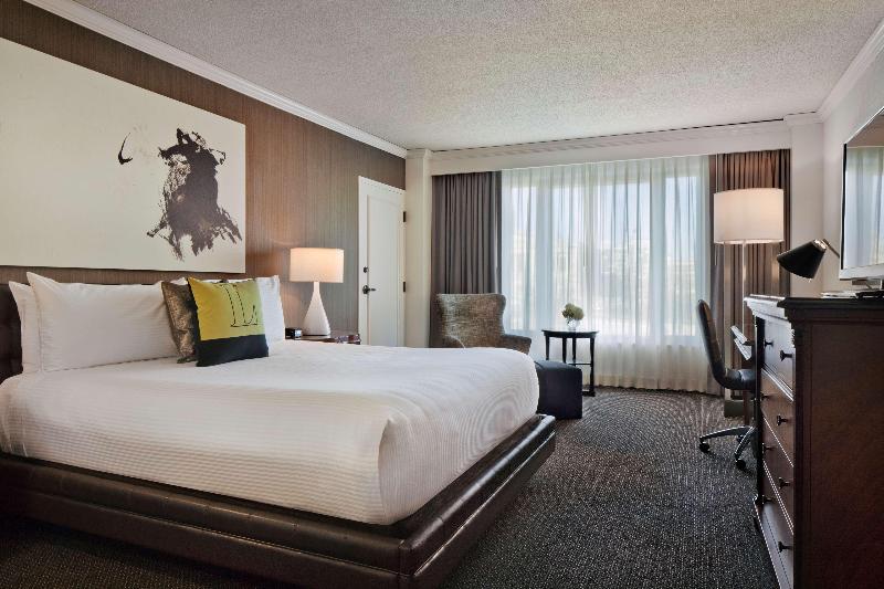 اتاق سوپریور با تخت بزرگ, The Logan Philadelphia Curio Collection By Hilton