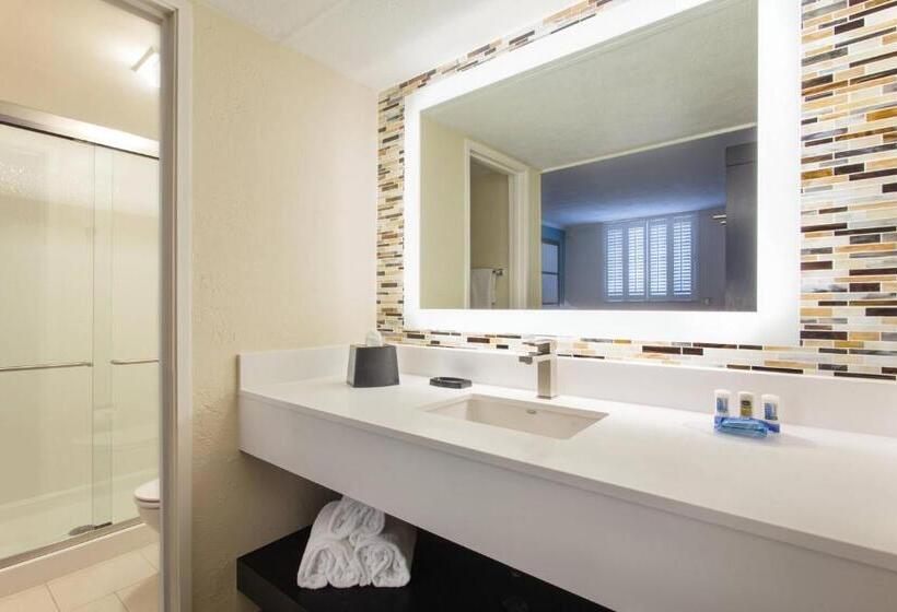 Номер Стандарт 2 Двуспальные Кровати, Fairfield Inn & Suites By Marriott Key West