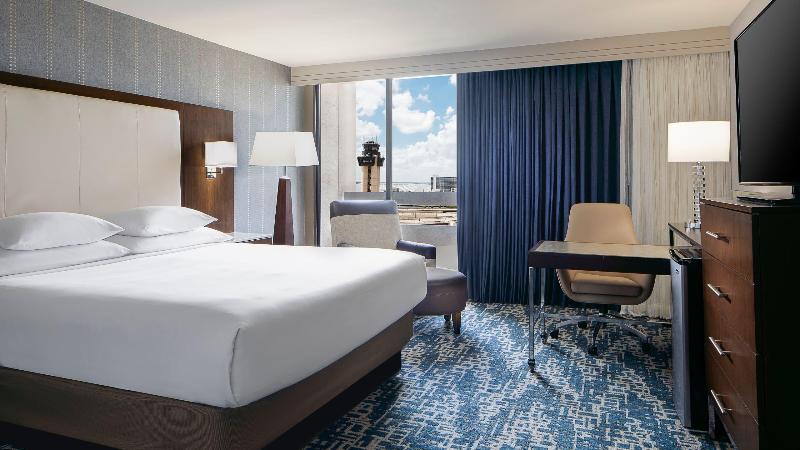 اتاق استاندارد با تخت بزرگ, Hyatt Regency Dfw International Airport