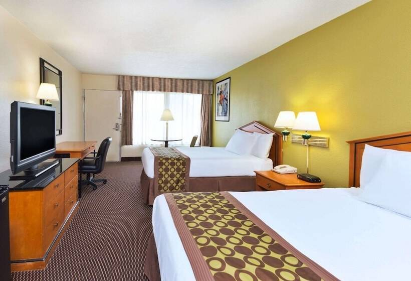 스탠다드 룸 더블 침대 2개, Ramada By Wyndham Pikesville/baltimore North