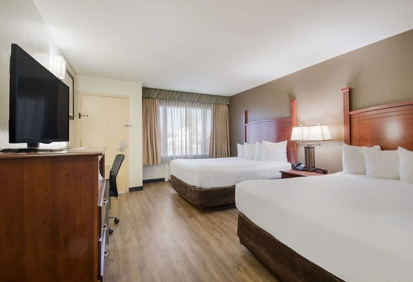سوییت, Surestay Plus Hotel By Best Western Lawton