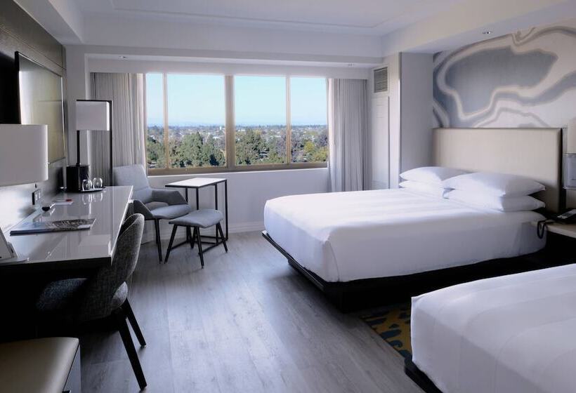 Номер Стандарт 2 Двуспальные Кровати, Long Beach Marriott
