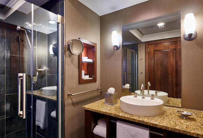 Стандартный Номер Кровать Кинг, Mount Airy Casino Resort   Adults Only 21 Plus