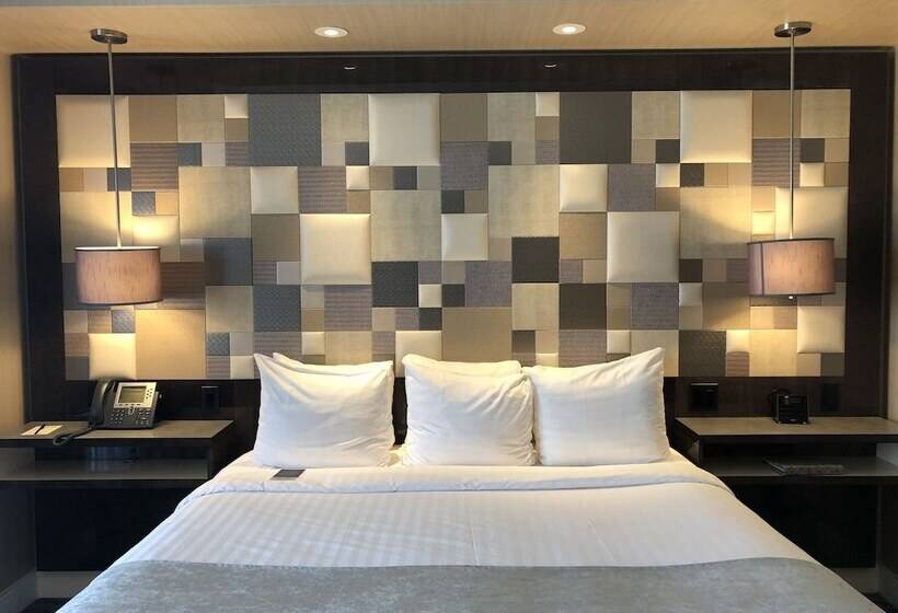 Номер Deluxe, Mount Airy Casino Resort   Adults Only 21 Plus