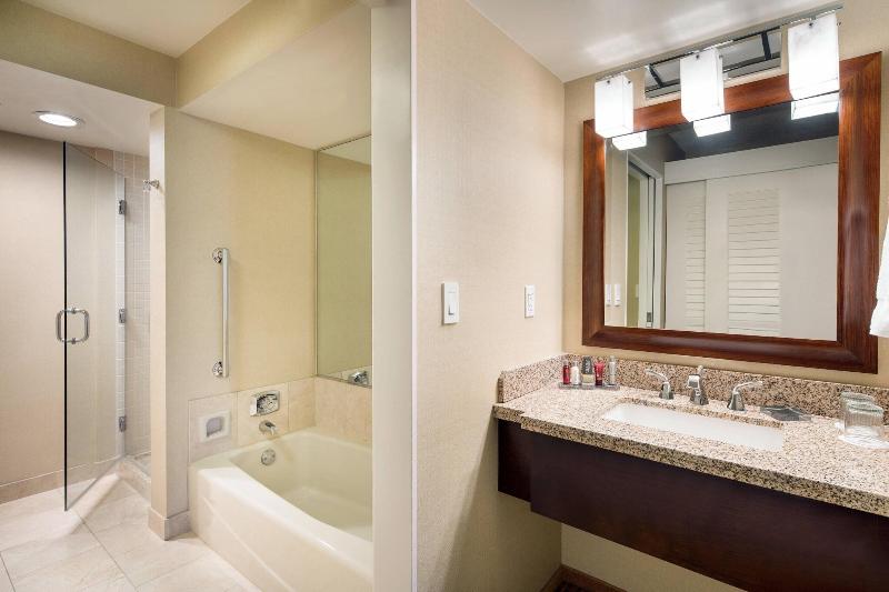 Люкс Кровать Кинг, Newport Beach Marriott Bayview