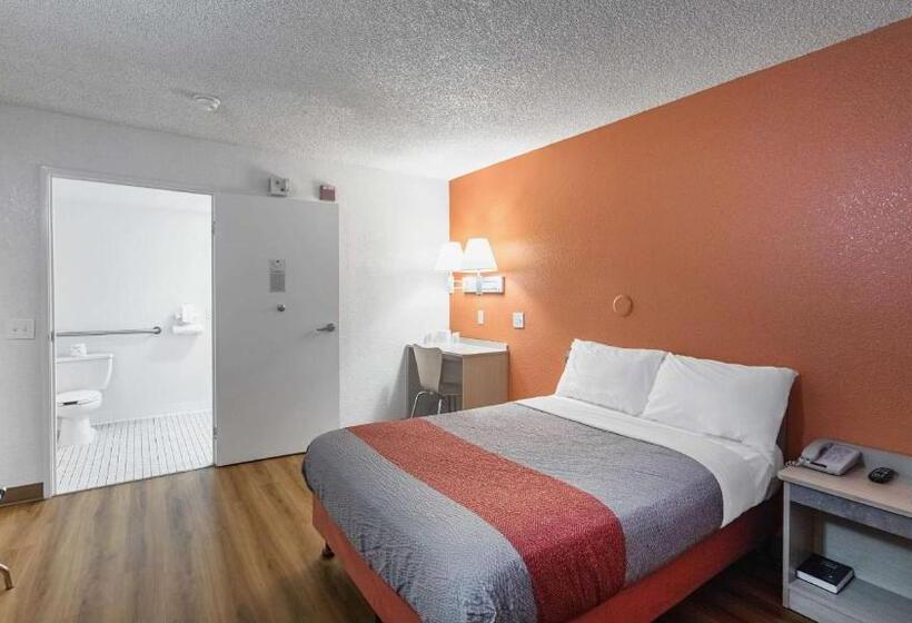 اتاق استاندارد با تخت بزرگ, Motel 6 Medford, Or   North