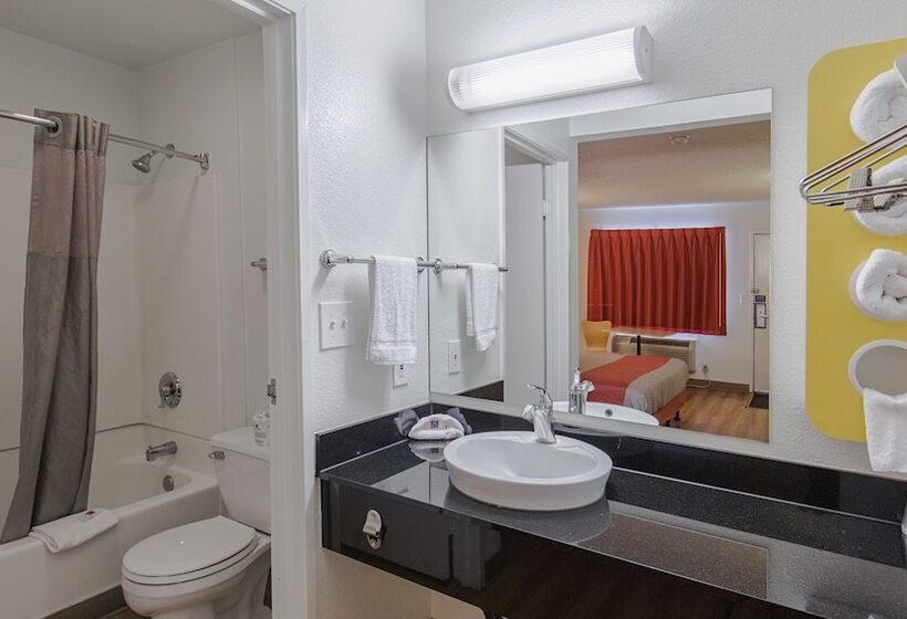 اتاق لوکس, Motel 6 Medford, Or   North