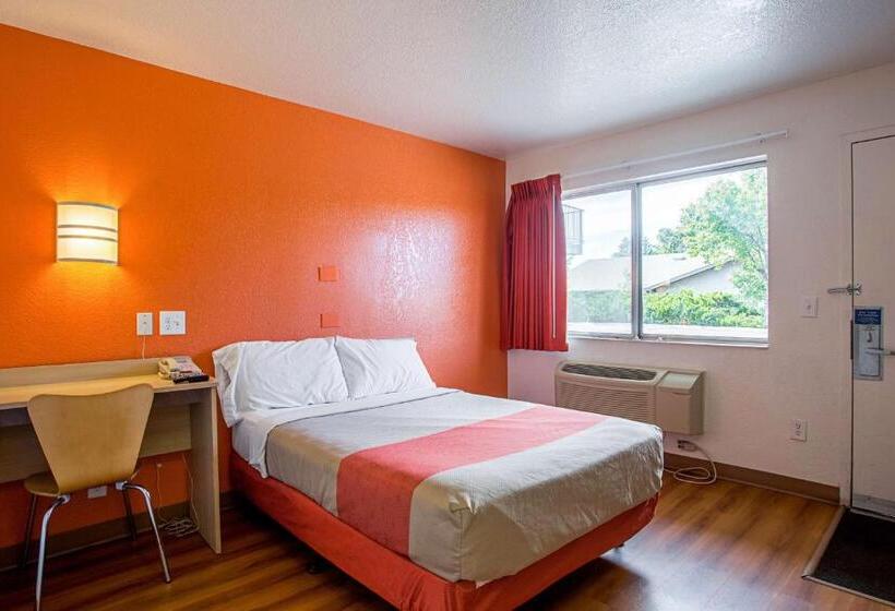 Номер Стандарт Адаптированный для Инвалидов, Motel 6 Prescott, Az