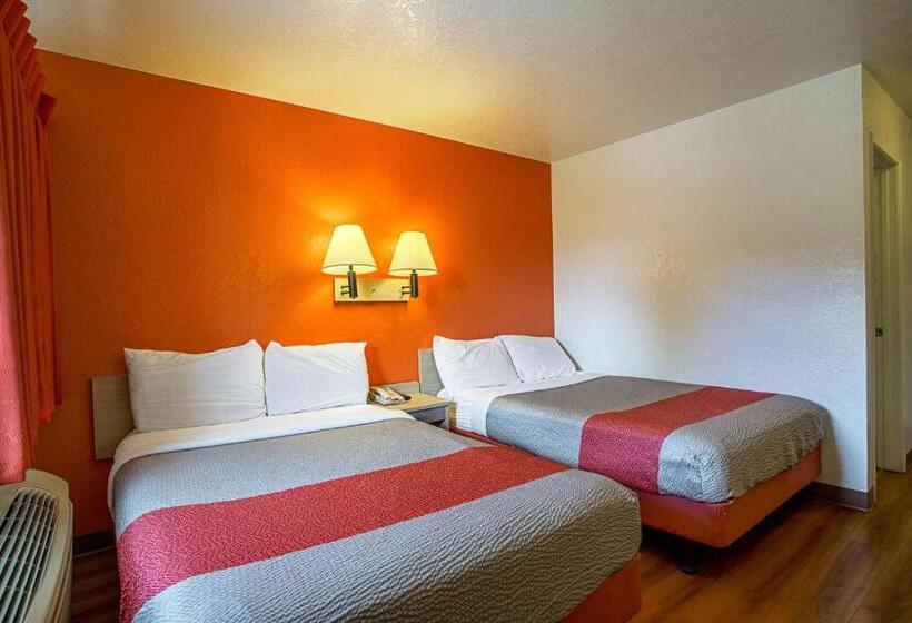 Четырехместный Номер Классик, Motel 6 Prescott, Az