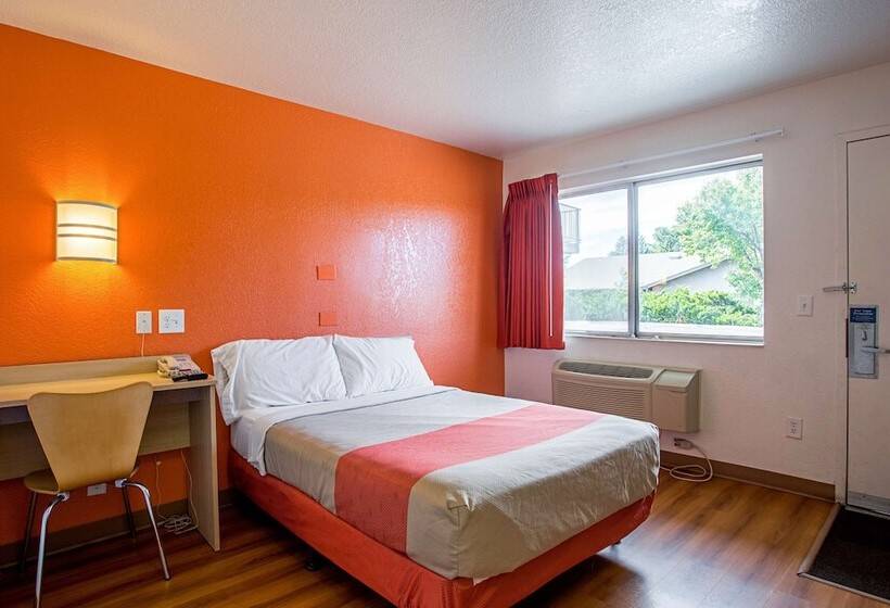 Номер Deluxe, Motel 6 Prescott, Az