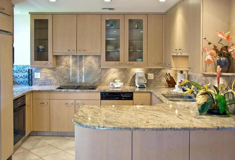 Апартаменты 2 спальни Вид на Сад, Wailea Elua Village   Coraltree Residence Collection