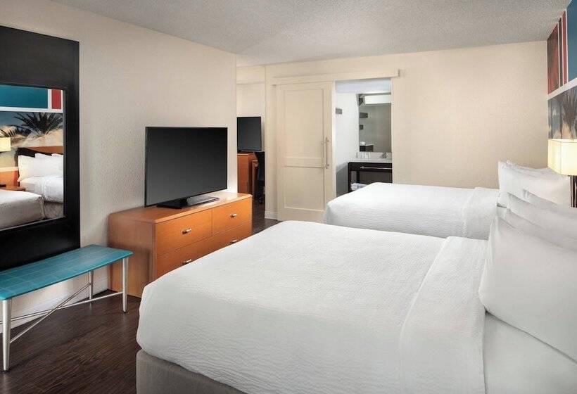 سوییت جونیور, Fairfield By Marriott Anaheim Resort