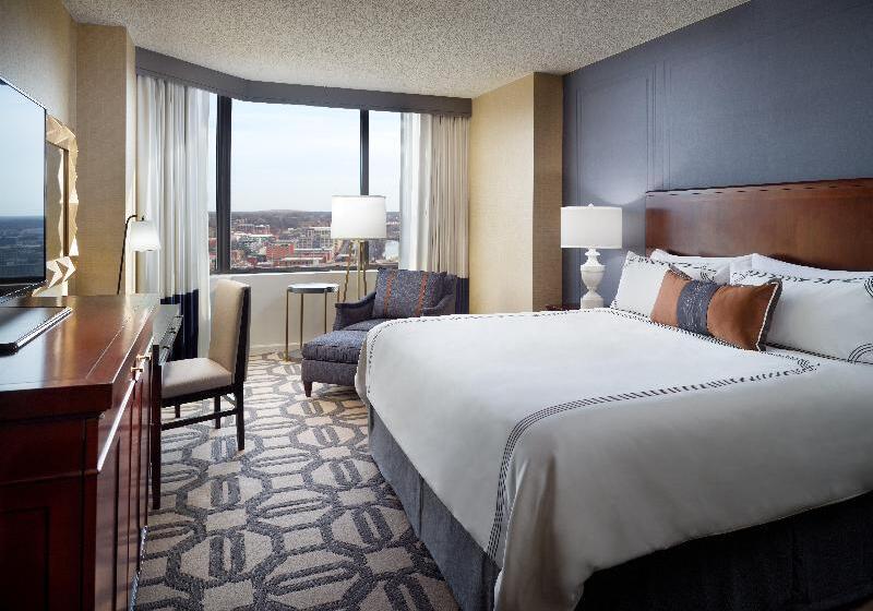 اتاق لوکس با تخت بزرگ, Omni Richmond