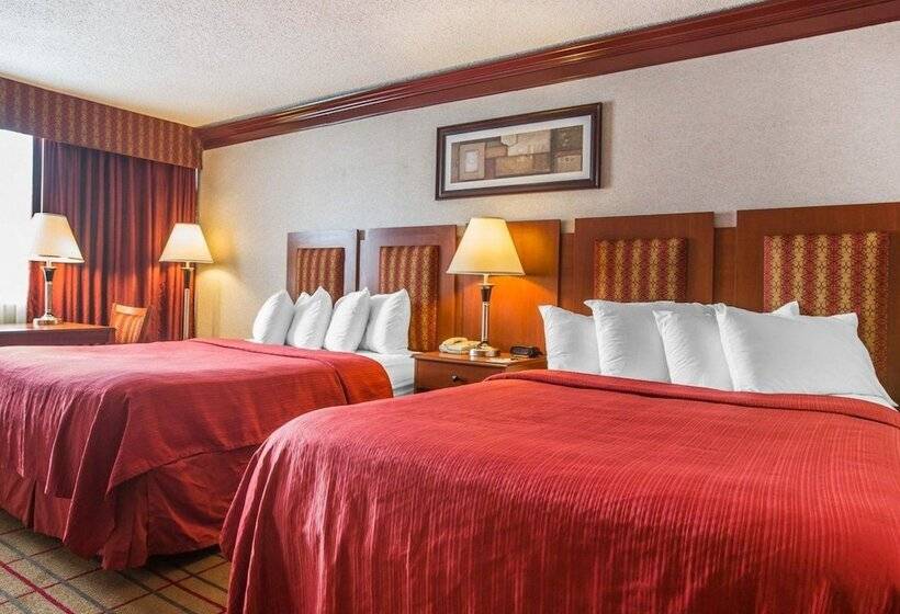 Номер Стандарт 2 Двуспальные Кровати, Quality Inn & Conference Center