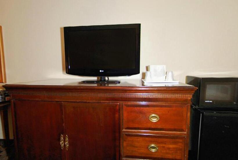 Стандартный Номер Кровать Кинг, Quality Inn Airport