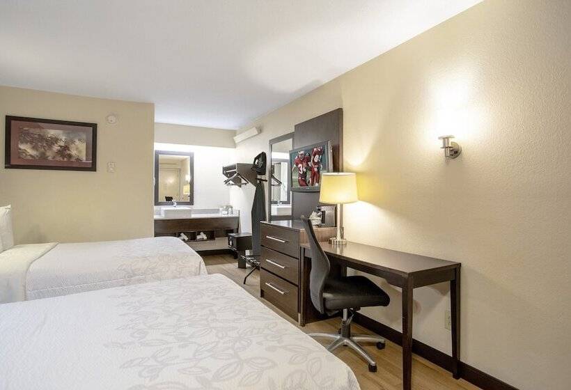 Номер Стандарт 2 Двуспальные Кровати, Red Roof Inn Plus+ Chicago   Willowbrook