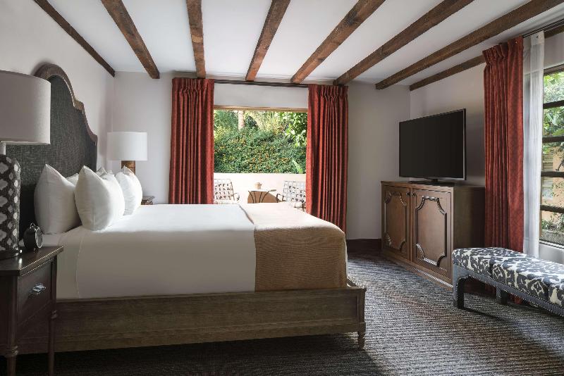 Люкс с Террасой, Royal Palms Resort And Spa, Part Of Hyatt