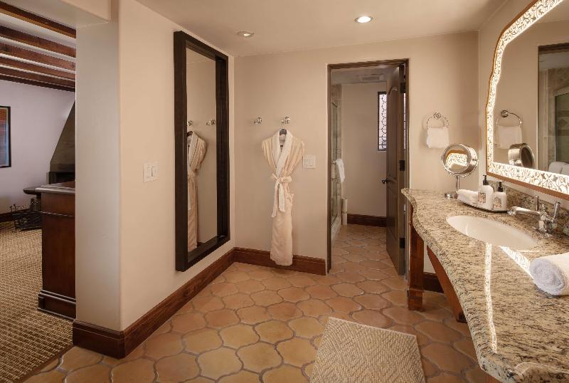 Номер Стандарт, Royal Palms Resort And Spa, Part Of Hyatt