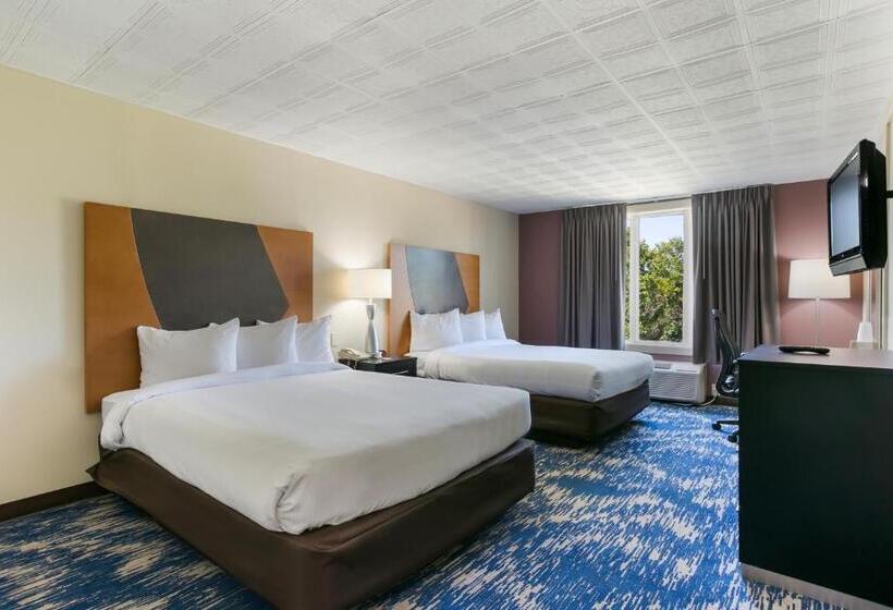 Номер Deluxe, Eisenhower Hotel And Conference Center