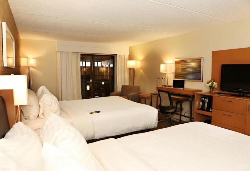 Люкс, Envision Hotel & Conference Center Mansfield Foxboro
