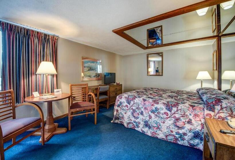 Suite z Hydromasażem, Sidney James Mountain Lodge