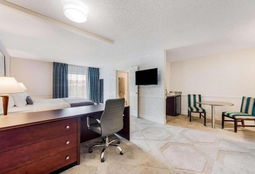 Люкс Кровать Кинг, The Blu Hotel Blue Ash Cincinnati, Ascend Hotel Collection