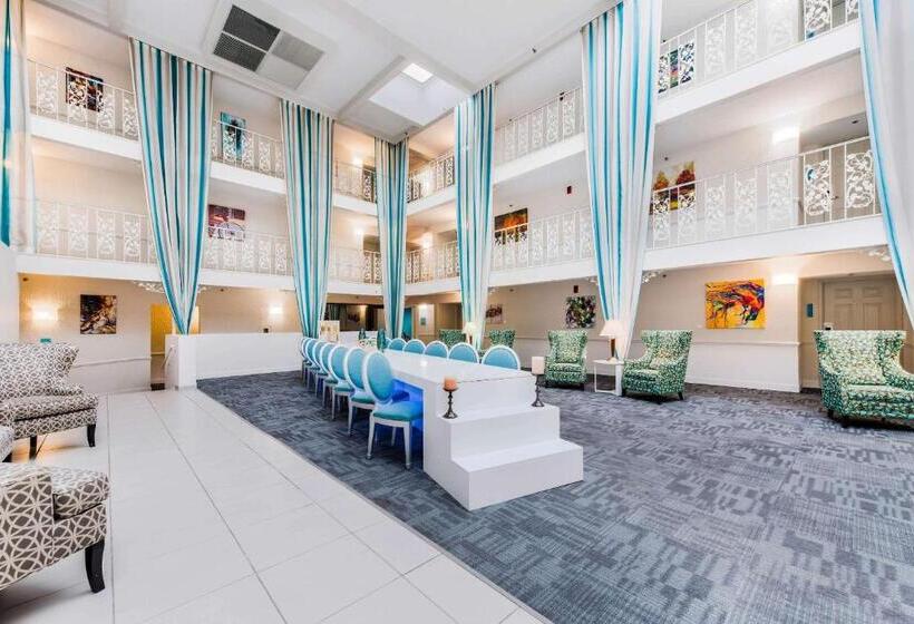 Люкс Адаптированный для Инвалидов, The Blu Hotel Blue Ash Cincinnati, Ascend Hotel Collection