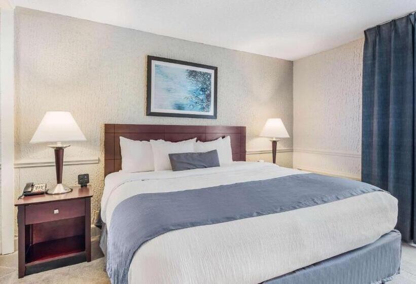 Люкс Кровать Кинг, The Blu Hotel Blue Ash Cincinnati, Ascend Hotel Collection