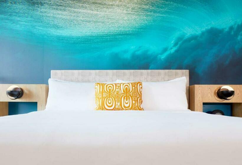 اتاق استاندارد با تخت بزرگ, Outrigger Waikiki Beachcomber