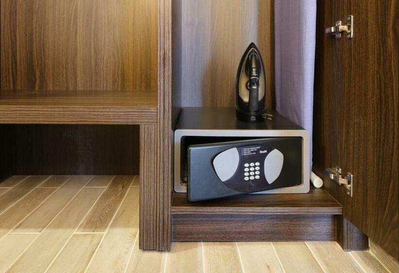 اتاق استاندارد با 2 تخت دوبل, Outrigger Waikiki Beachcomber