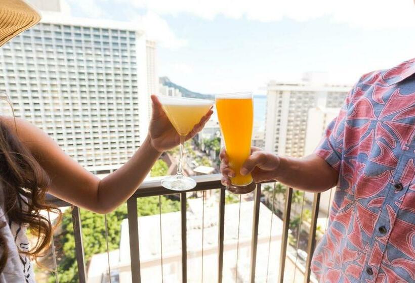 اتاق لوکس با تخت بزرگ, Outrigger Waikiki Beachcomber