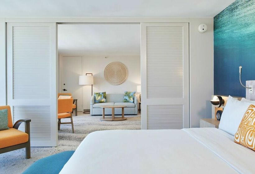 سوییت با چشم‌انداز دریا, Outrigger Waikiki Beachcomber