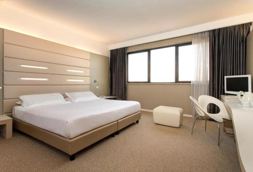 اتاق استاندارد, Best Western Plus Tower Hotel Bologna