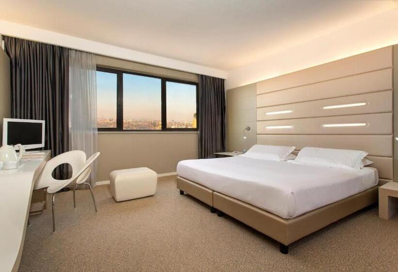 اتاق لوکس, Best Western Plus Tower Hotel Bologna