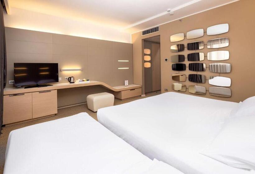 اتاق استاندارد سه نفره, Best Western Plus Tower Hotel Bologna