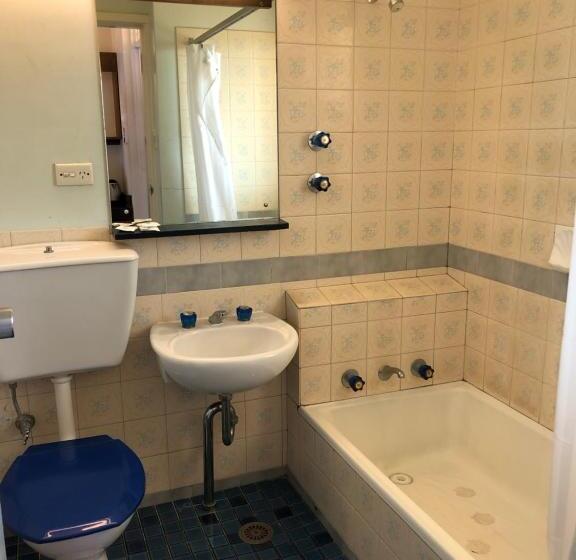 이코노미 룸, Canberra Lyneham Motor Inn