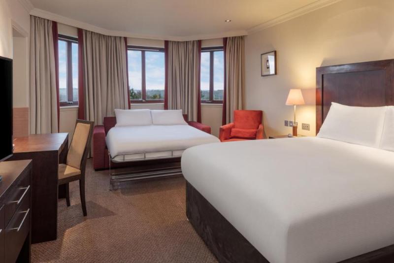 Семейный Номер, Glasgow Westerwood Spa & Golf Resort