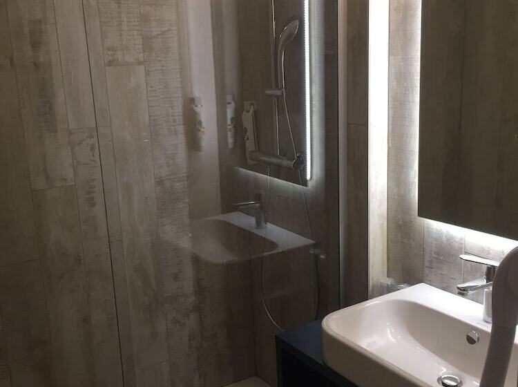 Номер Стандарт Двуспальная Кровать, Ibis Styles La Rochelle Thalasso Châtelaillon