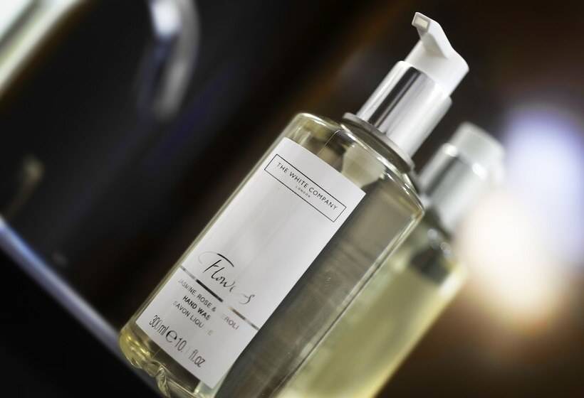 اتاق استاندارد, Sandman Signature London Gatwick