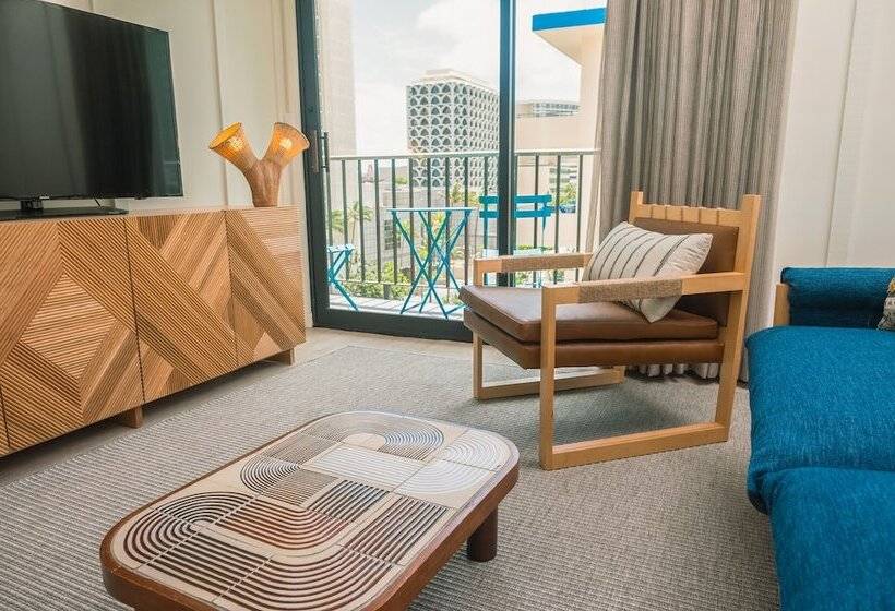 سوئیت 2 خوابه, The Surfjack Hotel & Swim Club
