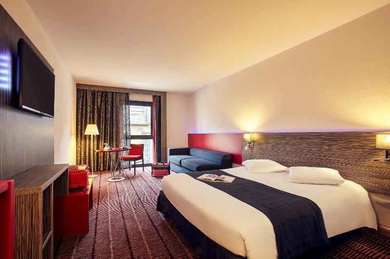 اتاق خانوادگی, Hôtel Mercure Blois Centre