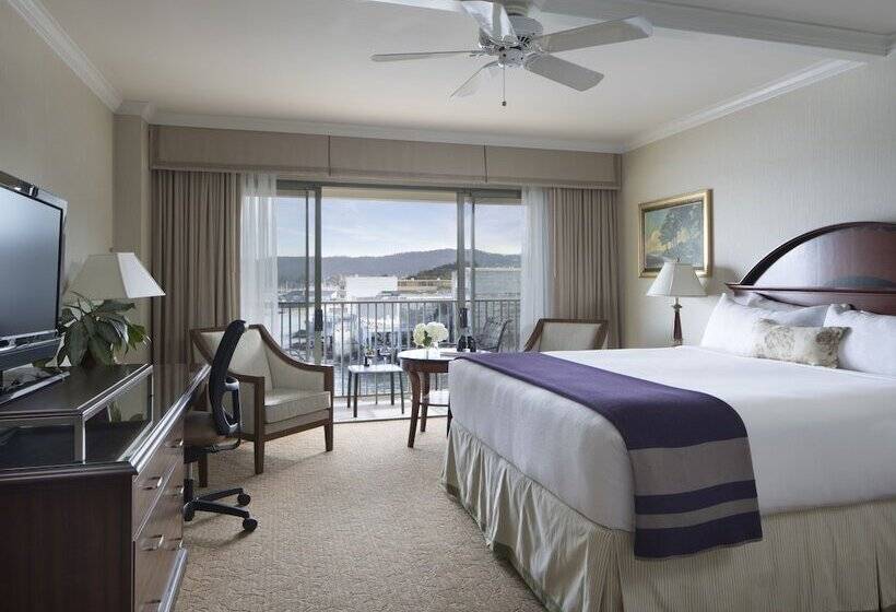 Номер Стандарт Двуспальная Кровать с Видом, Monterey Plaza Hotel & Spa