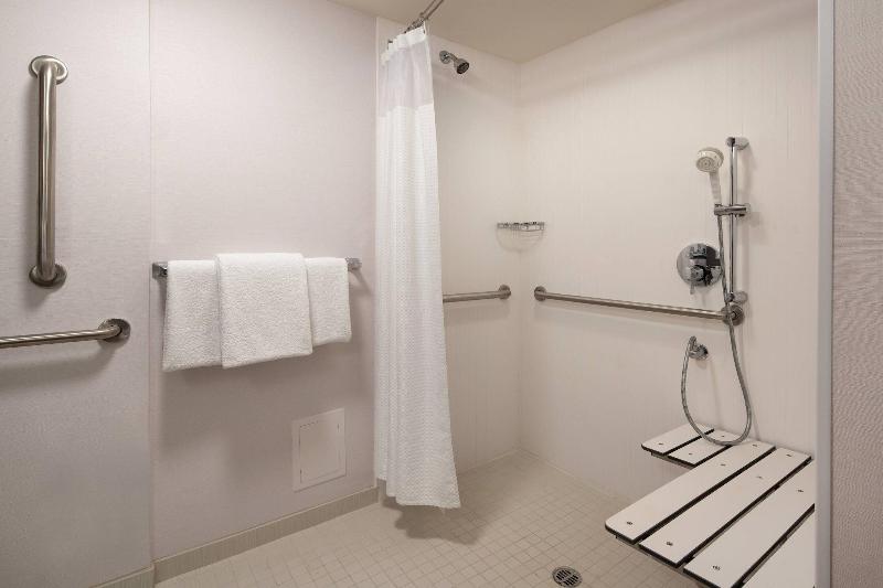 اتاق کلاب, Barcelo Guadalajara
