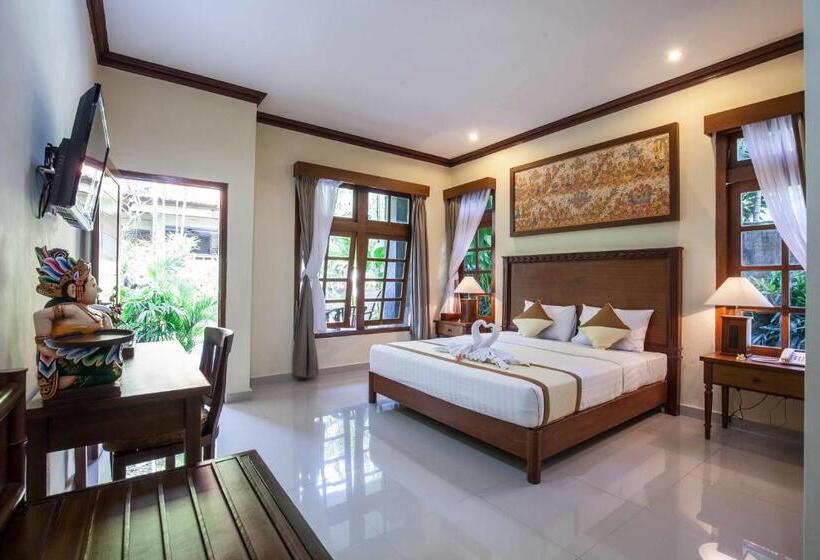 Трехместный Номер Superior, Vila Shanti Beach Front Hotel Sanur