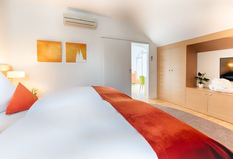 Президентский Люкс, Welcome Hotel Marburg