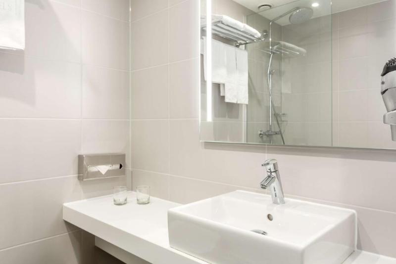 اتاق استاندارد سه نفره, NH City Centre Amsterdam
