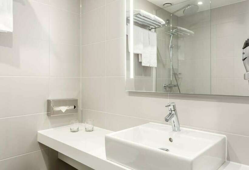 اتاق استاندارد یک نفره, NH City Centre Amsterdam