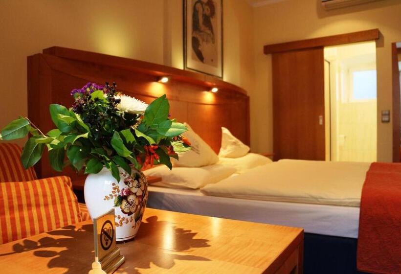 Номер Премиум, Boutique Hotel Goldenes Lamm